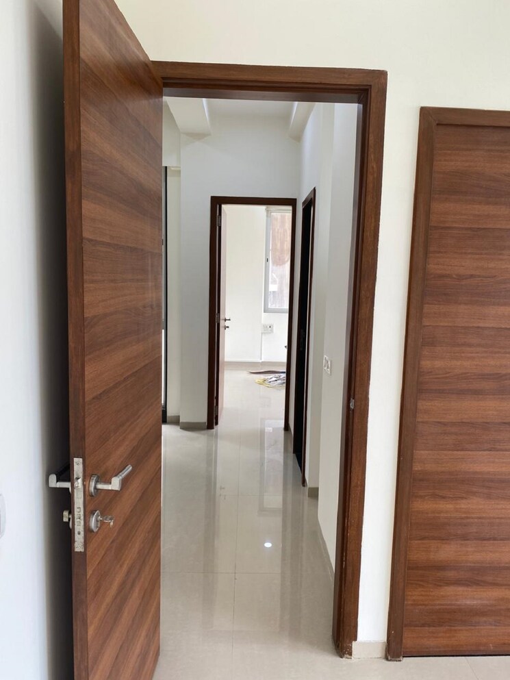 Other, santacruz west 2 Bedroom 750 Sq.Ft. Apartment In Santacruz West Mumbai 8990775