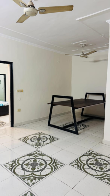 Room in 2 BHK Independent House at Sector 46 – for Rent