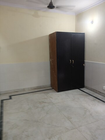 1 RK Builder Floor For Rent in Bhogal