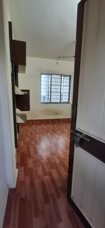 Room in 1 BHK Apartment at Ganesh Chaitanya CHS, Dhankawadi – for Rent