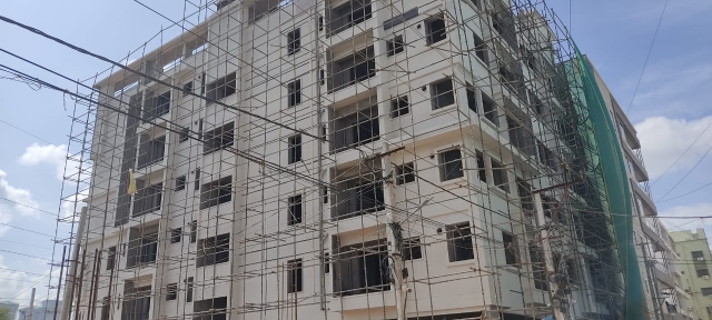 2 BHK + Extra Room Apartment For Sale in Breez