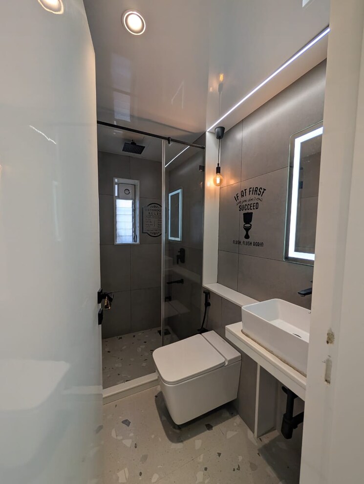 Bathroom, mount-sea-view-apartment 2 Bedroom 900 Sq.Ft. Apartment In Versova Mumbai 8990948