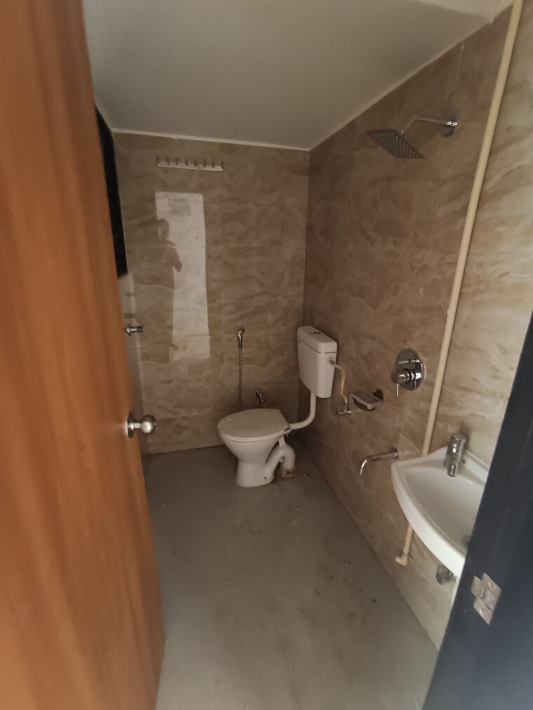 Attached Bathroom, vikas-ritz 3 Bedroom 726 Sq.Ft. Apartment In Khadakpada Thane 8990987