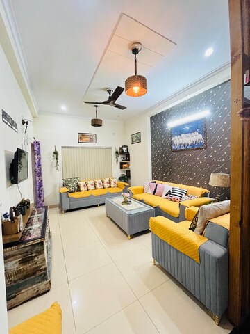 3 BHK Builder Floor For Rent in Sector 40