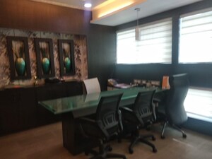  Office Space For Sale in Alkapuri