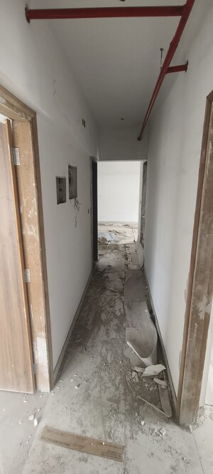 Building Lobby in 3 BHK Apartment at Siddhi Highland Park, Kolshet Road – for Sale