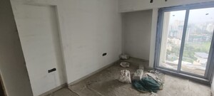 Room in 3 BHK Apartment at Siddhi Highland Park, Kolshet Road – for Sale