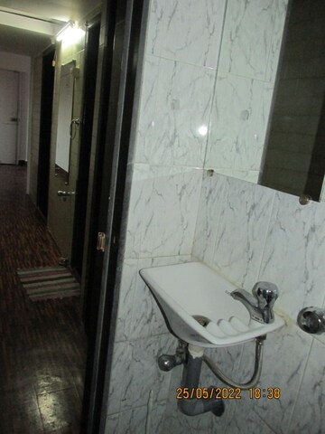 Bathroom in 1 BHK Apartment at Priyadarshini CHS Dadar, Dadar West – for Sale