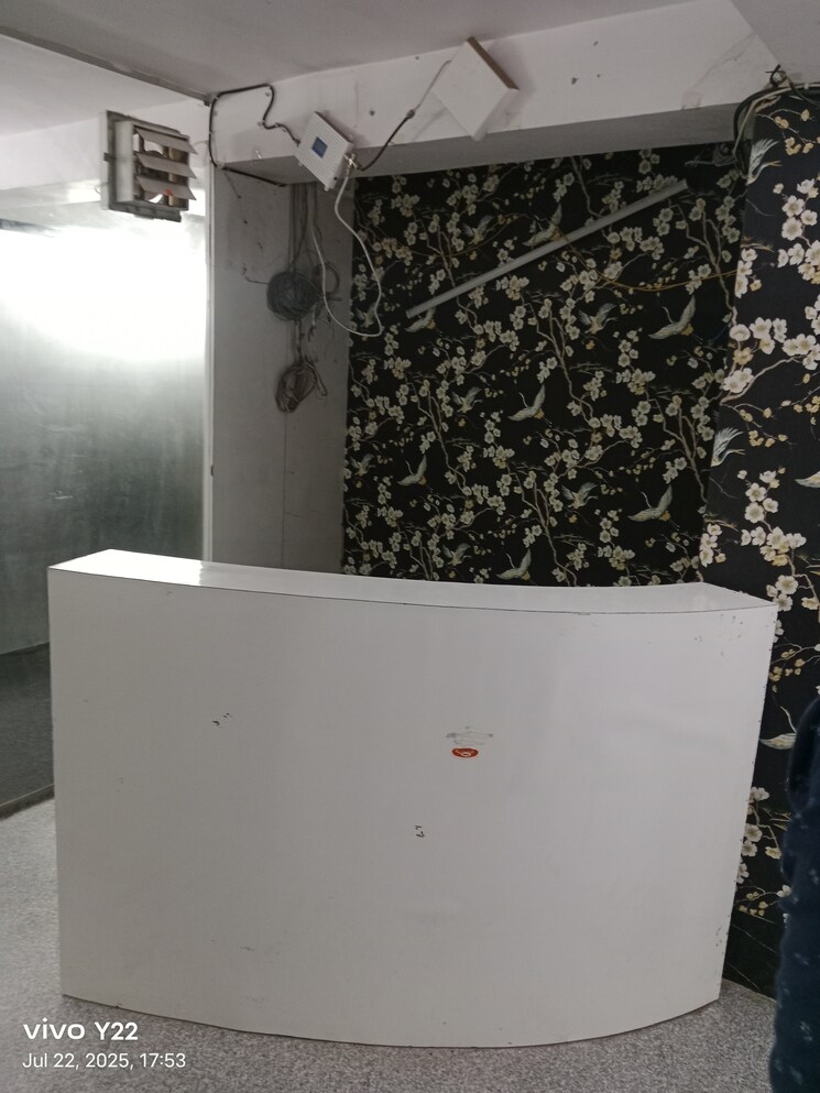 undefined, laxmi nagar Commercial Office Space 500 Sq.Ft. In Laxmi Nagar Delhi 8991089