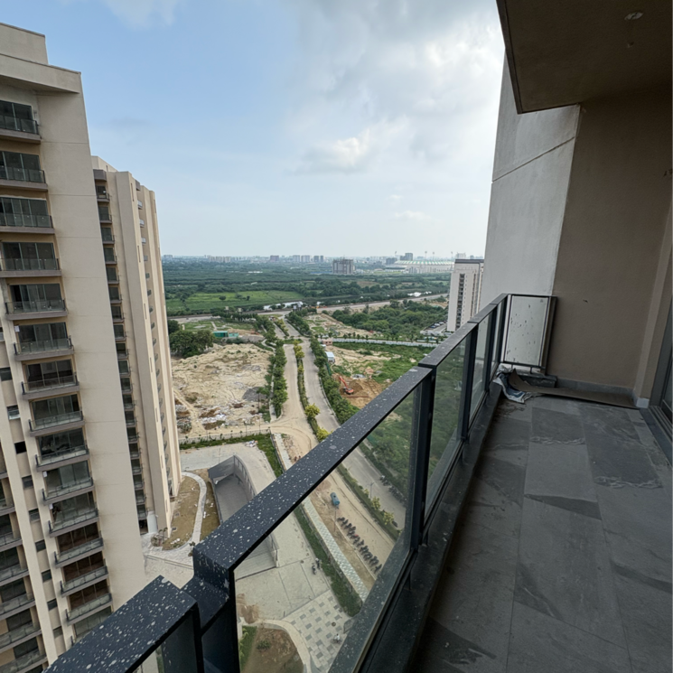 Balcony, shalimar-one-world-belvedere-court-3 4 Bedroom 2639 Sq.Ft. Apartment In Malesemau Lucknow 8991109