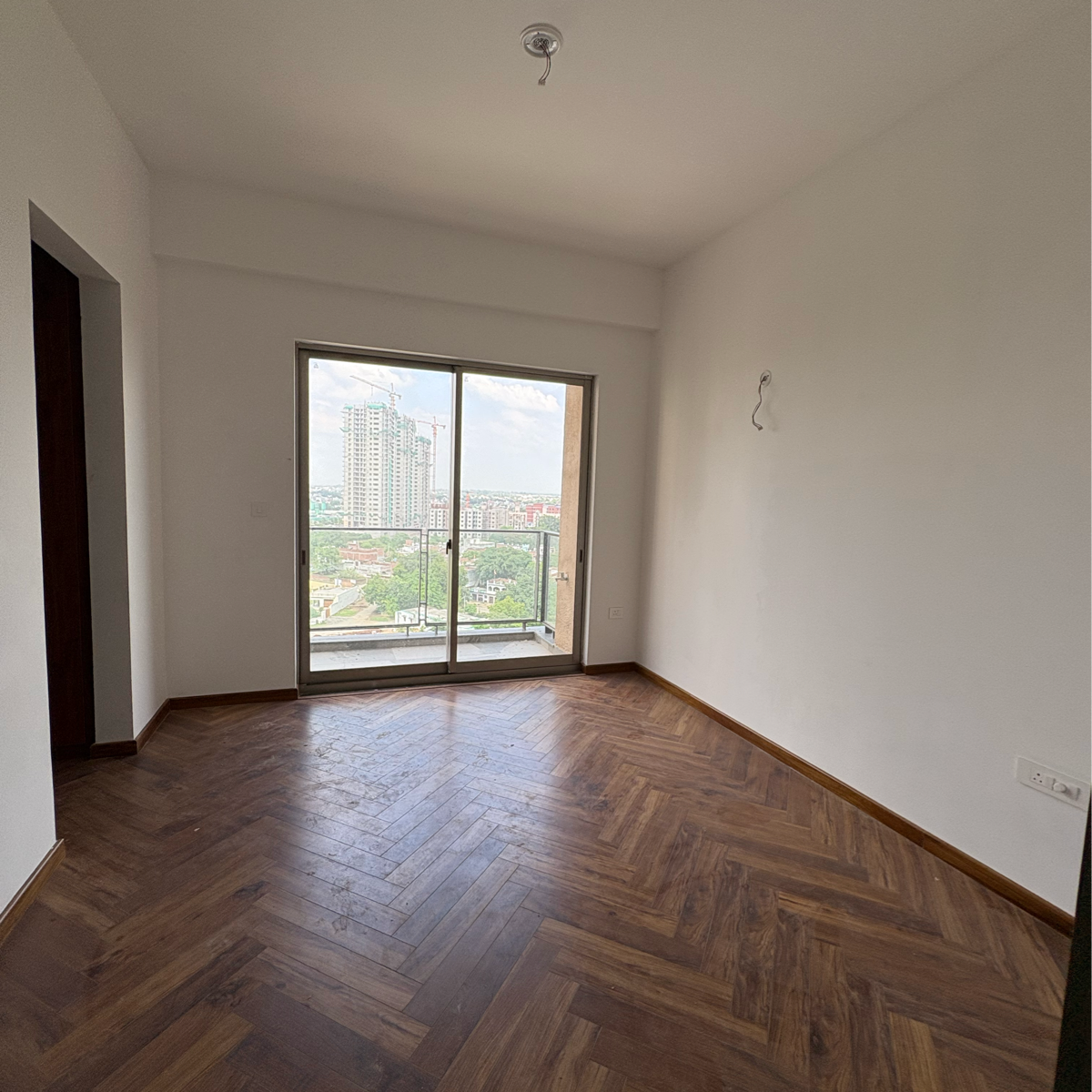 3 BHK + Extra Room 1830 Sq.Ft. Apartment in Shalimar Vista