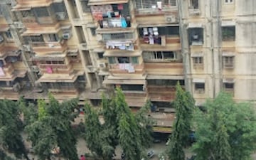 1 BHK Apartment For Rent in Dhiraj CHS, Malad East