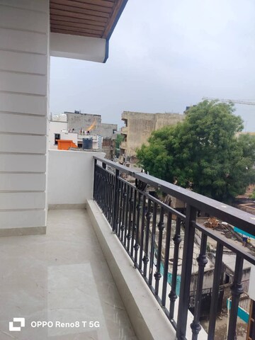 Balcony in 2 BHK Builder Floor at Saket – for Rent