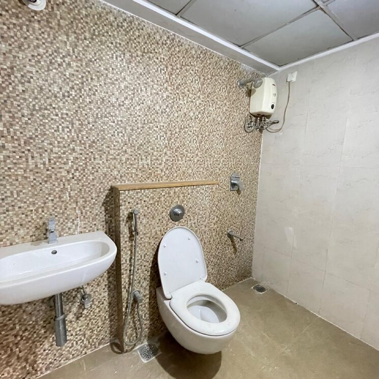 Bathroom, lodha-palava-downtown 1.5 Bedroom 634 Sq.Ft. Apartment In Taloja Bypass Road Thane 8991236