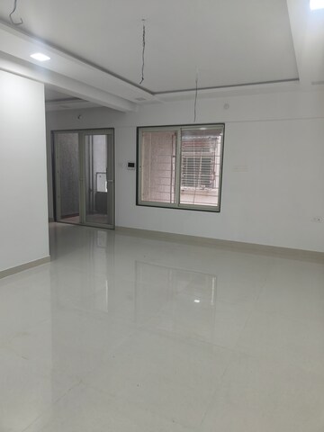 Room in 3 BHK Apartment at SSD Sai Pearl, Pimple Saudagar – for Sale
