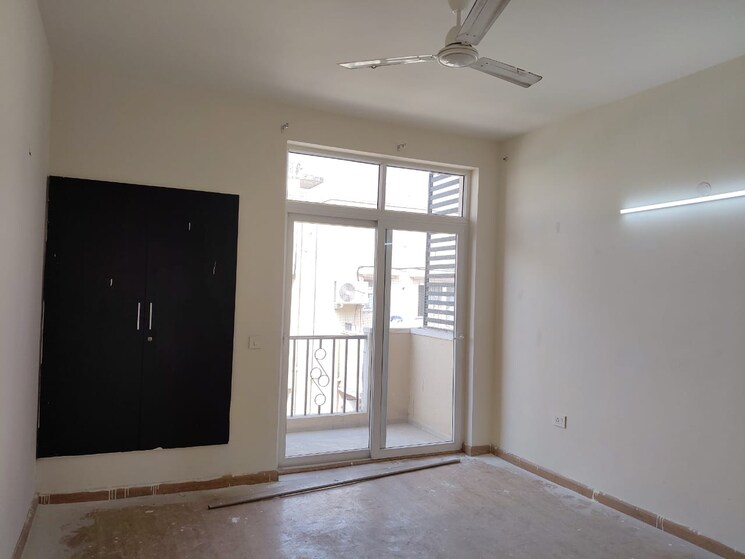 Room, emaar-emerald-floors 4 Bedroom 1750 Sq.Ft. Builder Floor In Sector 65 Gurgaon 8991297