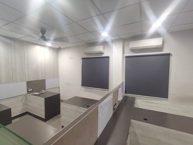 Team Area, royapettah Commercial Office Space in IT/SEZ 2000 Sq.Ft. In Royapettah Chennai 8991299