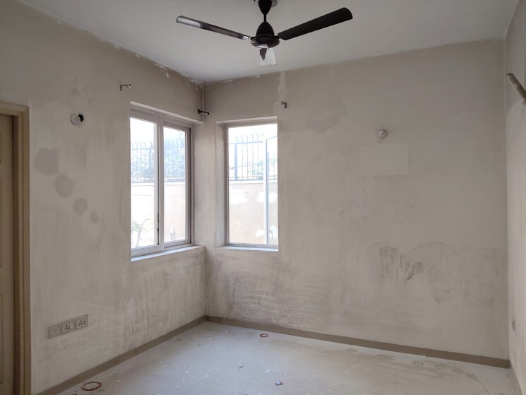 Room, emaar-emerald-floors 4 Bedroom 1750 Sq.Ft. Builder Floor In Sector 65 Gurgaon 8991322