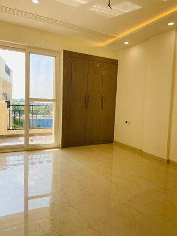 Room in 3 BHK Apartment at MP Metro Towers, Dhakoli – for Rent