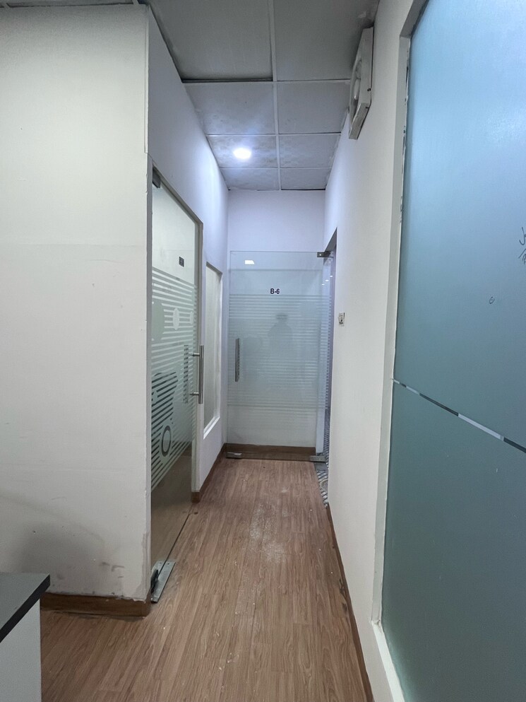 Bathroom, sector 2 Commercial Office Space 300 Sq.Ft. In Sector 2 Noida 8991326