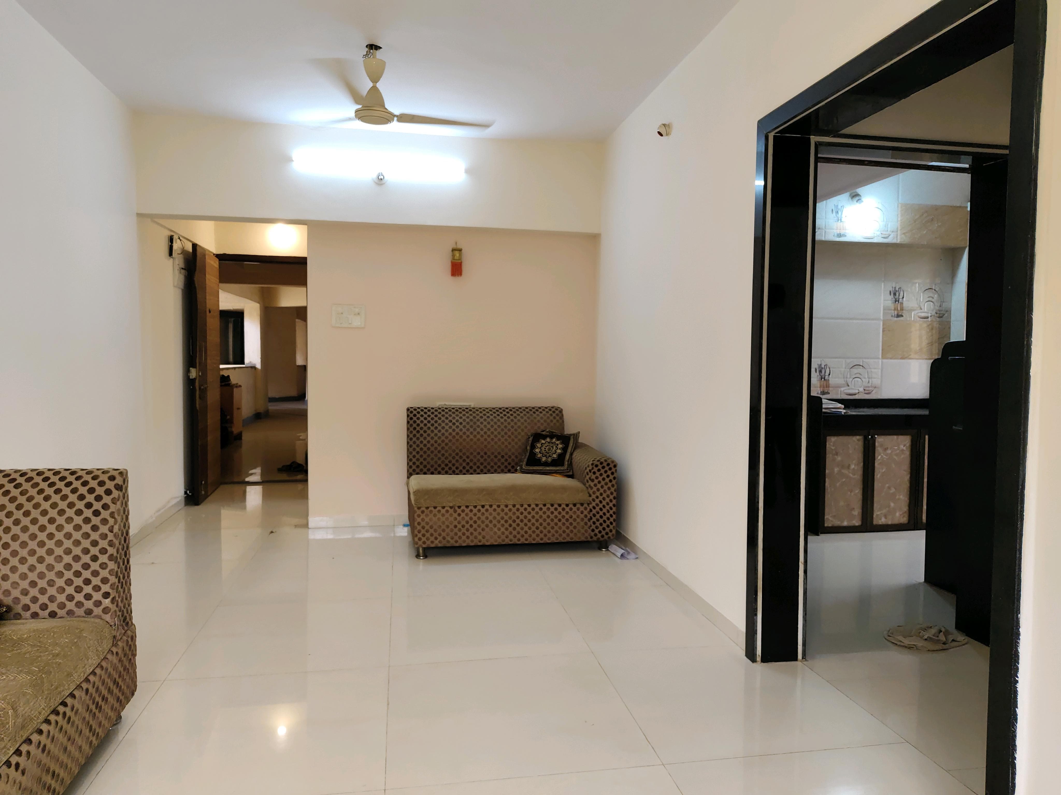 2 BHK Apartment For Rent in Lok Sarita