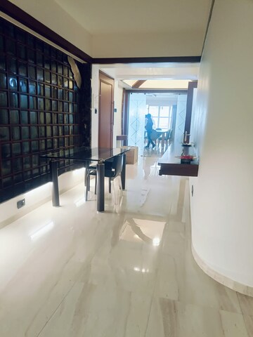  6 BHK Apartment at Juhu – for Rent