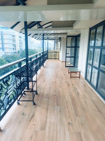 Balcony in 6 BHK Apartment at Juhu – for Rent