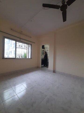 Room in 1 BHK Apartment at Sarthak CHS Goregaon, Goregaon East – for Rent