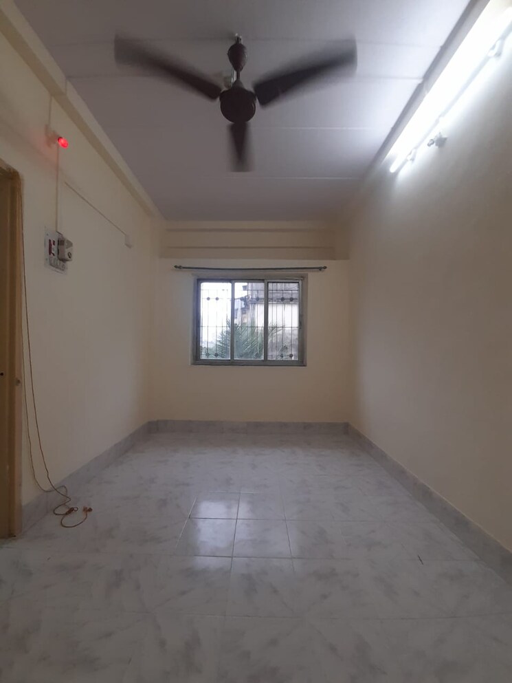 Room, sarthak-chs-goregaon 1 Bedroom 350 Sq.Ft. Apartment In Goregaon East Mumbai 8991385