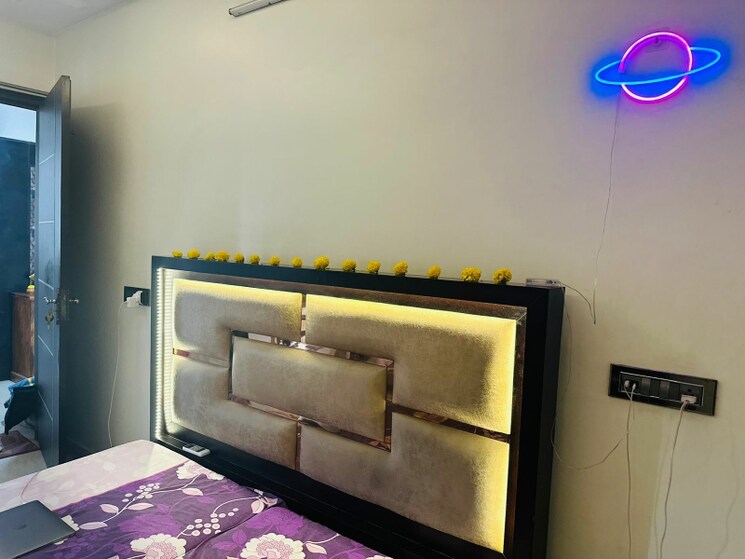 undefined, mansarover garden 3.5 Bedroom 1800 Sq.Ft. Builder Floor In Mansarover Garden Delhi 8991397