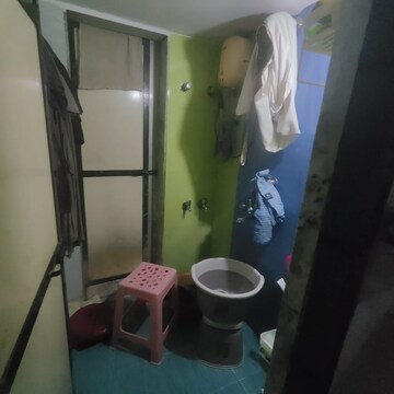 Furnished Amenities in 1 BHK Apartment at Siddhi Sagar CHS, Worli – for Rent