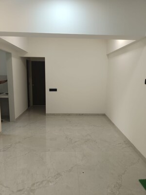 Room in 3 BHK Apartment at Santacruz West – for Sale