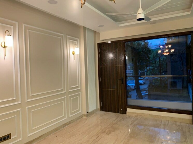 Room, mansarover garden 2.5 Bedroom 1000 Sq.Ft. Builder Floor In Mansarover Garden Delhi 8991425