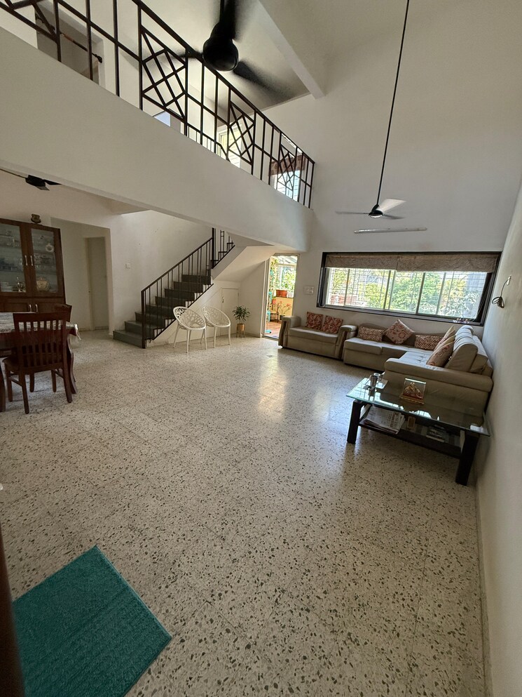 Living Room, rajas society 3.5 Bedroom 2000 Sq.Ft. Apartment In Rajas Society Pune 8991438