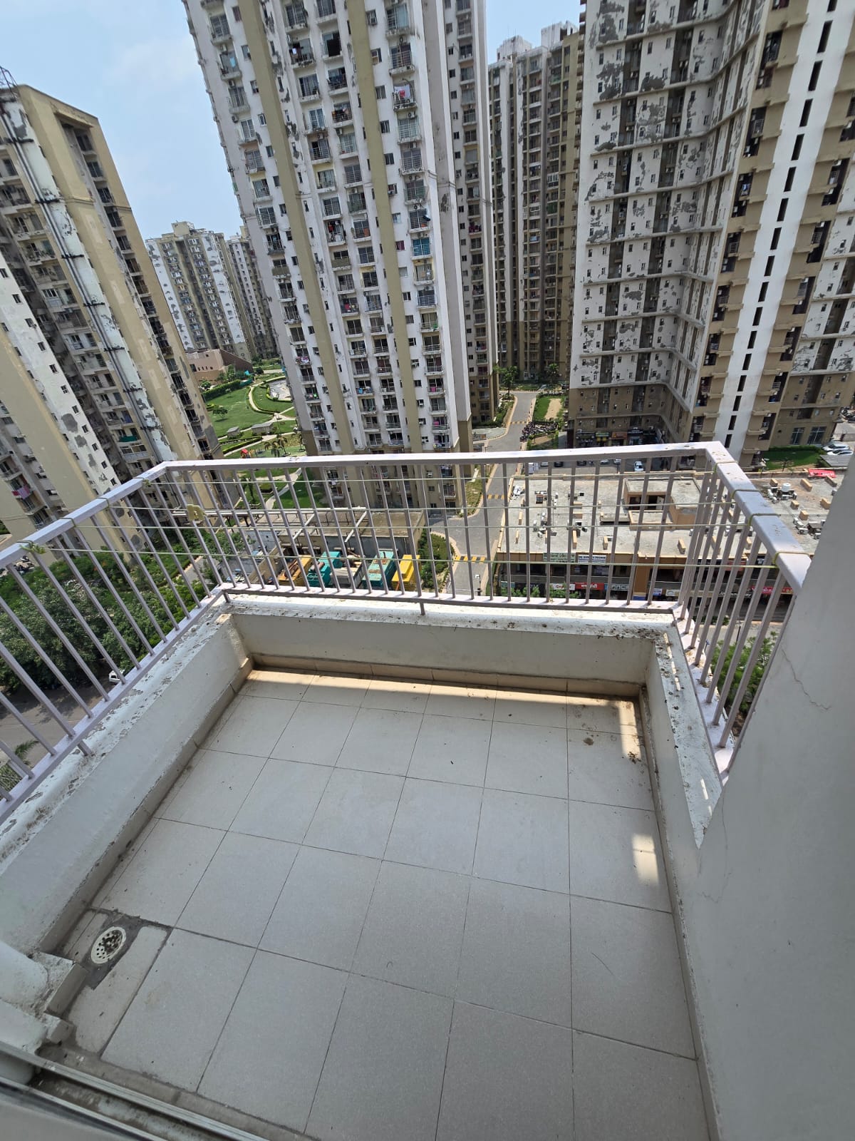 2 BHK 1296 Sq.Ft. Apartment in DLF City Gurgaon