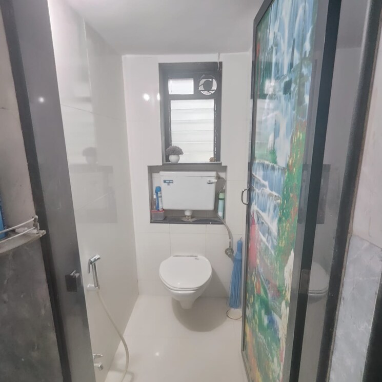 Bathroom, mig-colony 2 Bedroom 650 Sq.Ft. Apartment In Worli Mumbai 8991455
