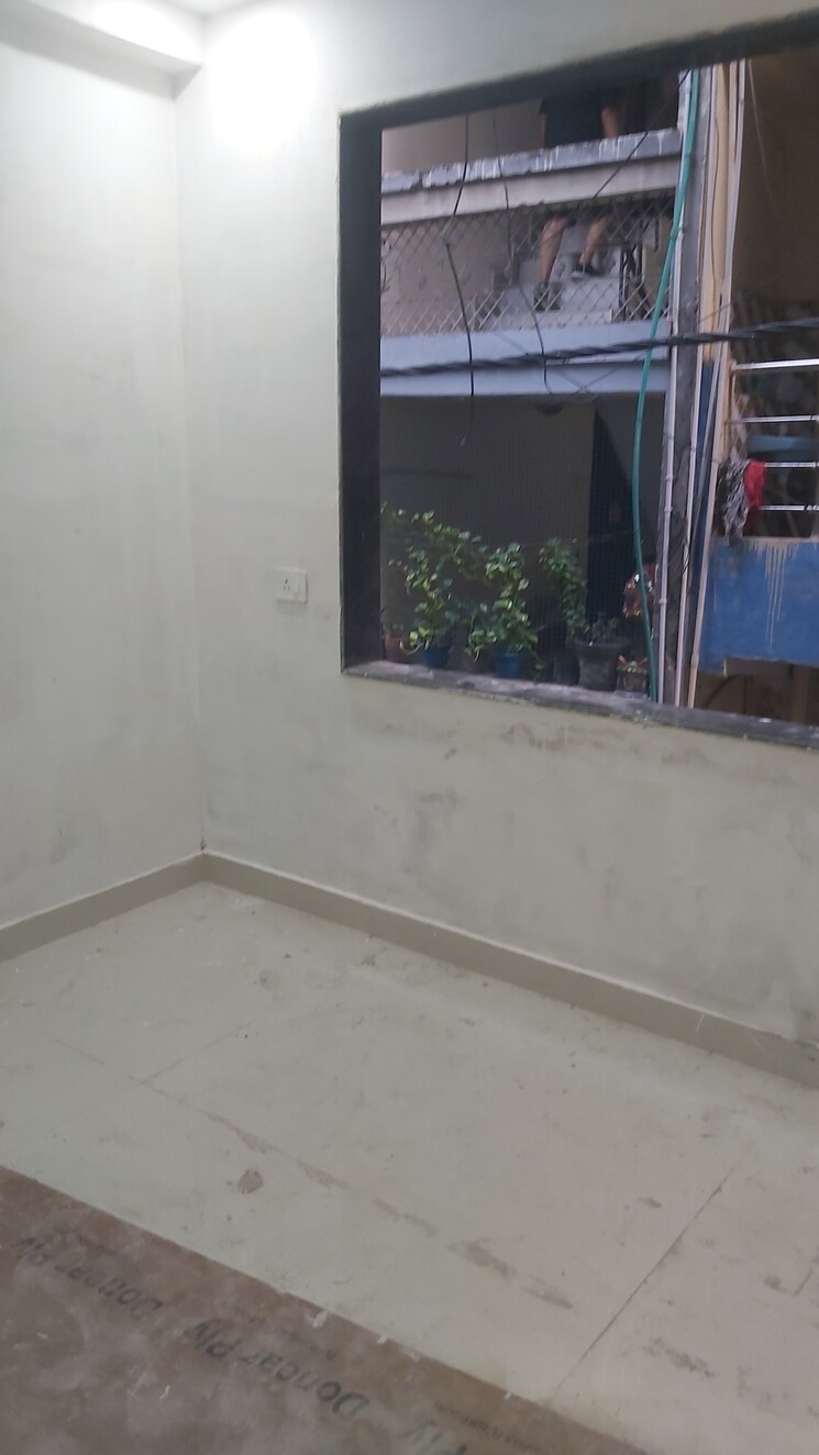 Balcony, mayur vihar 3.5 Bedroom 950 Sq.Ft. Builder Floor In Mayur Vihar Delhi 8991493