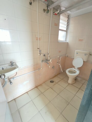Attached Bathroom in 2 BHK Apartment at Wadgaon Sheri – for Rent