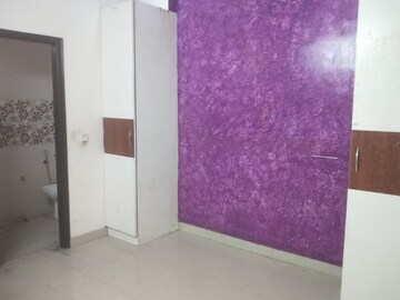 Room in 2 BHK Apartment at Krishna Vatika Society, Sector 4 Greater Noida – for Sale