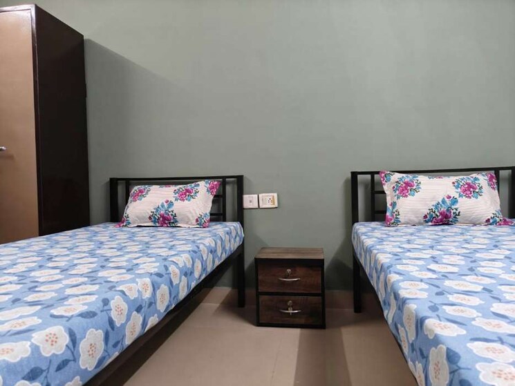 Bedroom, jb nagar Pg For Boys & Girls In Jb Nagar 8991546