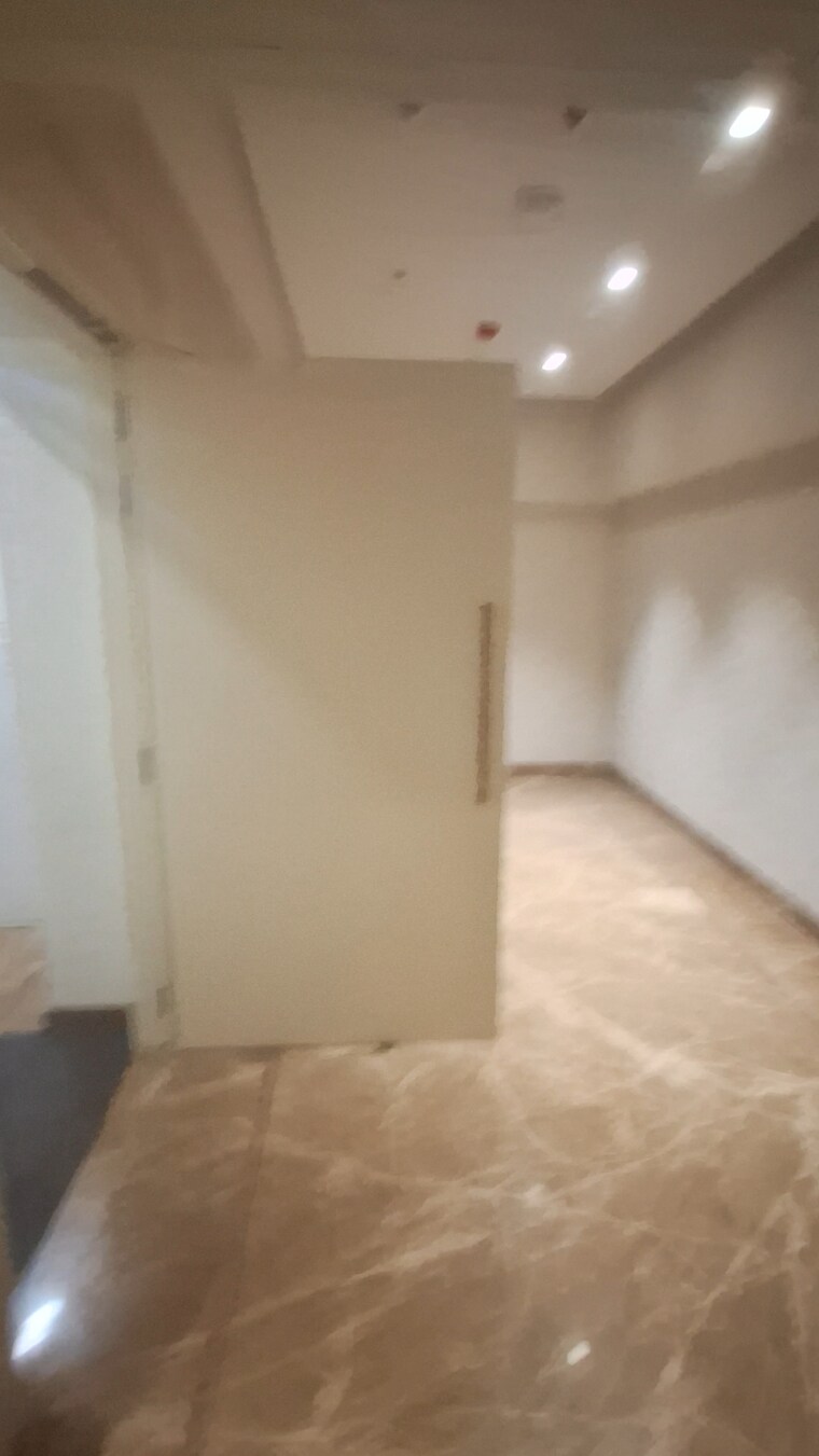 Room, leo-eminence 2 Bedroom 632 Sq.Ft. Apartment In Bandra East Mumbai 8991576