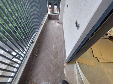 Balcony in 3 BHK Builder Floor at Gujranwala Town – for Sale
