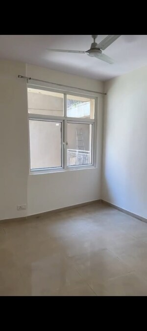 Room in 3 BHK Apartment at Mahagun Mywoods, Sector 16c Greater Noida – for Sale