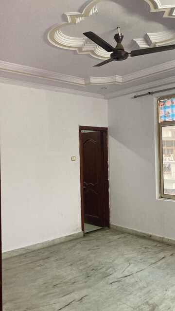 2 BHK Apartment For Rent in Mahanagar