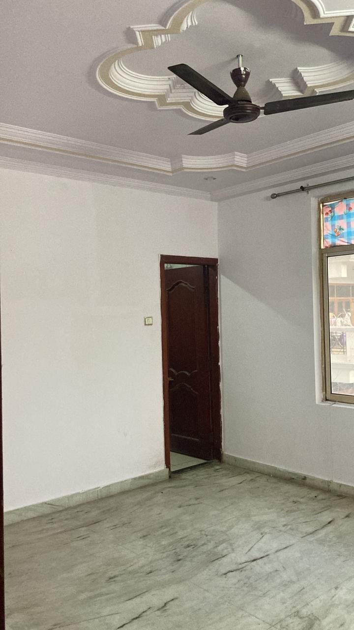 2 BHK + Pooja Room Apartment For Rent in Mahanagar