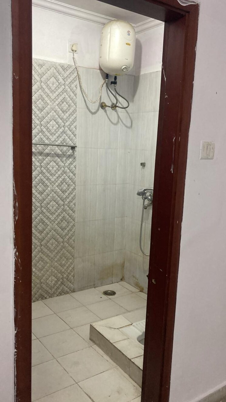 Bathroom, mahanagar 2 Bedroom 1650 Sq.Ft. Apartment In Mahanagar Lucknow 8991618