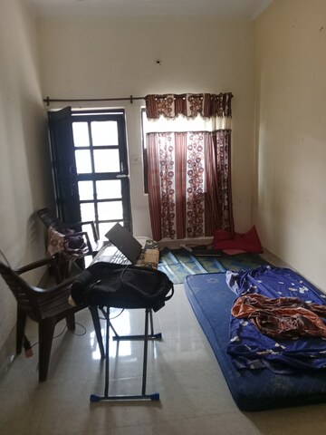 Bedroom in 2 BHK Builder Floor at Sector 24 – for Rent