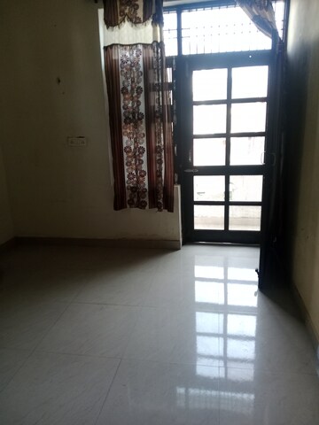 Room in 2 BHK Builder Floor at Sector 24 – for Rent