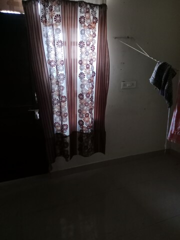 Room in 2 BHK Builder Floor at Sector 24 – for Rent