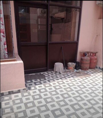 Bedroom in 3 BHK Builder Floor at Sector 21 – for Rent
